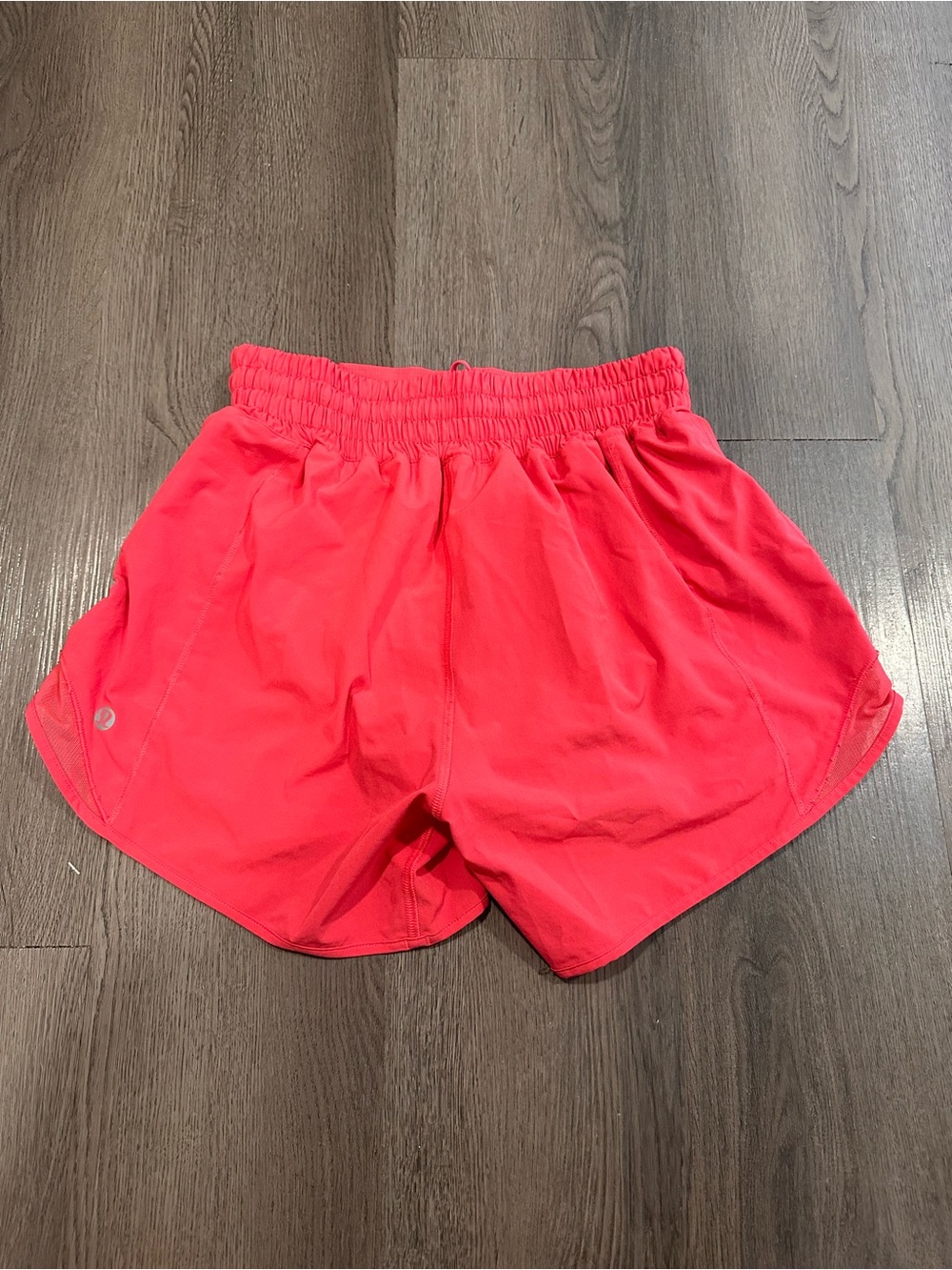 Lululemon coral hotty hot shorts